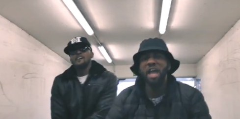 ukulture's tweet image. #NewMusic @NewhamGenerals ft Brakeman &amp;amp; Chronik Bang Boy
#NewhamGenerals #bangboy #chronik
buff.ly/1cBZdiU  …