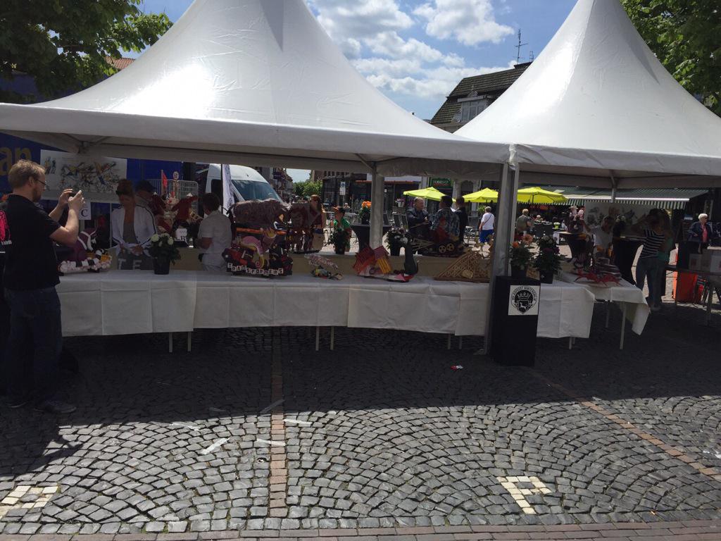 VolksfeestWW's tweet photo. Familiespektakel Winterswijk, ook wij zijn er bij! Alles weten over corsowagens? Kom gezellig naar de markt. http://t.co/w4hfyu3mP6