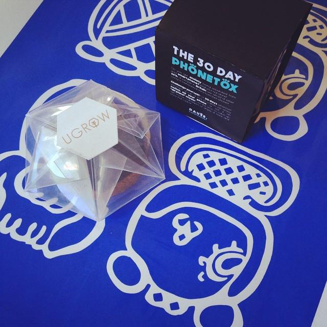420_411's tweet photo. http://t.co/kmECozaUr2 via #rebeccabartola "Irresistible goodies from @upwaythis -- a mug that reacts to hot tea,… http://t.co/eVmT7tTlI3