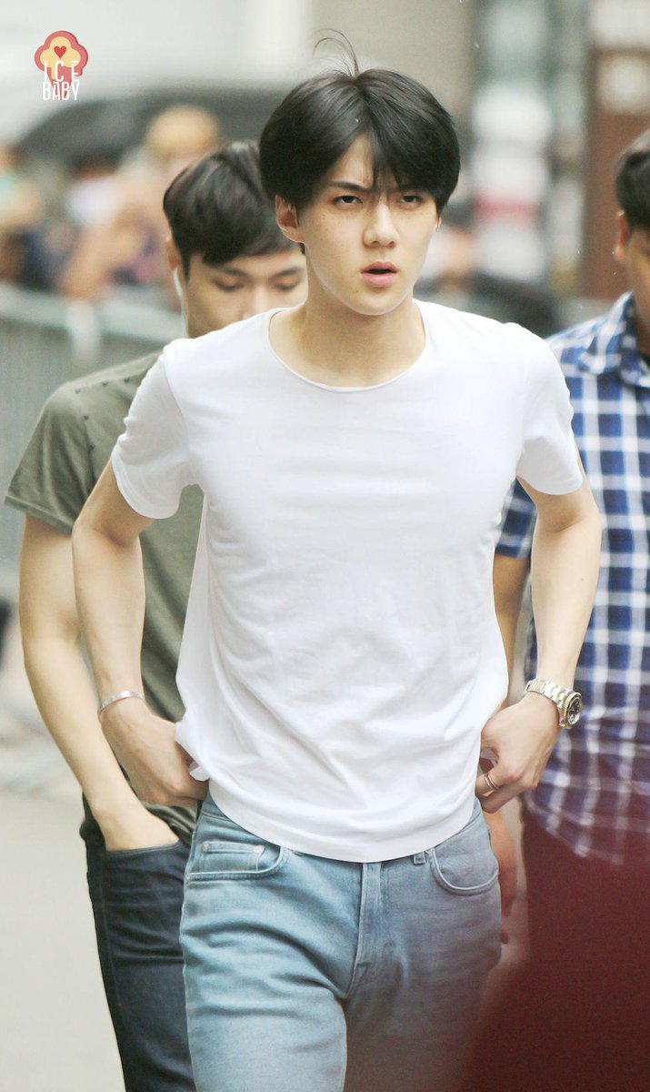 [HD] 150605 #SEHUN @ MuBank
(cr:ICE BABY)

i.imgur.com/nOAg3gc.jpg
i.imgur.com/gKWRFQS.jpg