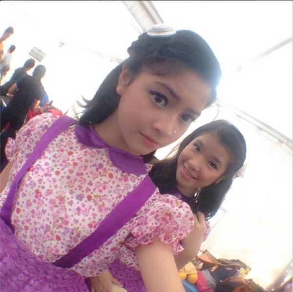 "<a href="/ShierenYori_FC/">Shiereners❤Yorivers</a>: Siang kalian @Teens_Shieren @Teens_Yori Jangan lupa makan yaa,Happy weekend❤ "Yori 😍😍😍