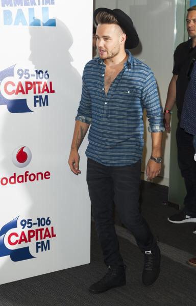 stylesxday's tweet photo. Liam's fashion sense inspired by none other than Mr. Harry Styles! #1DatCapitalSTB #CapitalSTB http://t.co/QamgXAylpv