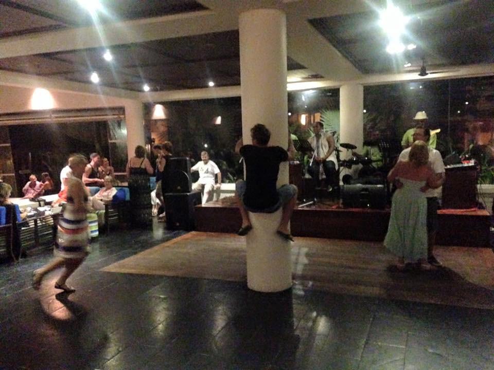 Hope <a href="/Reidy__/">Andrew Reid</a>  has another performance like this tonight 😜 #fijitri