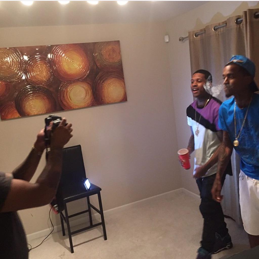 lildurk's tweet photo. I be by myself http://t.co/1oGgAobkQh