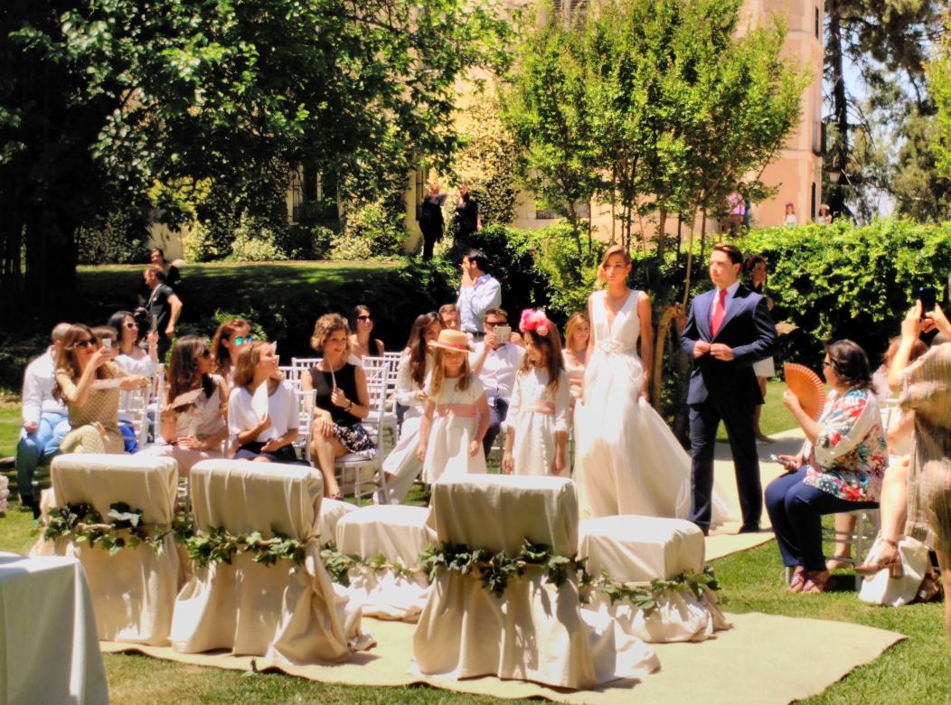 Palacio El Rincón. Pase de novios. <a href="/FilandondelVal/">Filandón del Val</a> <a href="/almablancaeven/">Alma Blanca Eventos</a> <a href="/ArteyCaligrafia/">Yadira Castro</a> <a href="/AlboradaEventos/">Grupo Alborada</a>