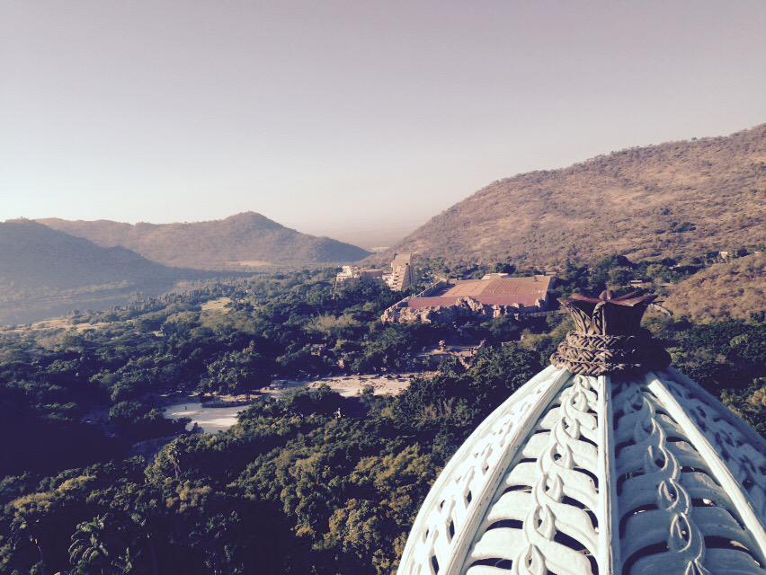 FrankiClemens's tweet image. Childhood relived at Sun City. #flytosuncity #FlySAExpress . @SunCityResortSA @flySAExpress @NorthWestProvin