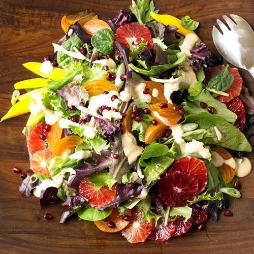 Nutrition_Pros's tweet photo. Persimmon, Blood Orange, and Pomegranate Salad...

#Food #Nutrition #Health http://t.co/ALEOn2YioW
