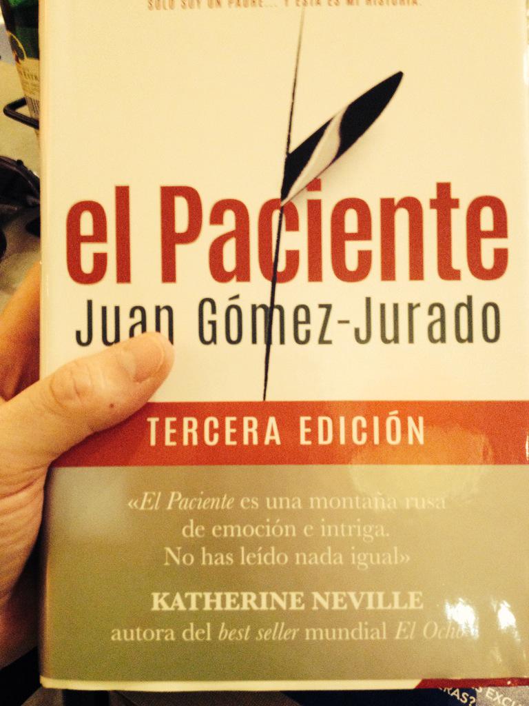 LionandGuru's tweet image. Deseando empezar a leer el libro que me ha dedicado @JuanGomezJurado. Todos son adictivos