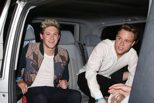 1D_24hNews's tweet photo. Niall in London yesterday ❤️😍
#NiallsNotes #NiallTheBadBoy #NiallTheChurchBoy #1DatCapitalSTB #1DForMMVA #NoControI http://t.co/kySCYjRoRA