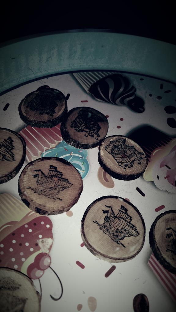 reallylearning's tweet image. Handmade game on my Facebook  page #itsreallylearning #eyfstwitterpals #kinderchat #eyfs #playtolearn #earlymaths