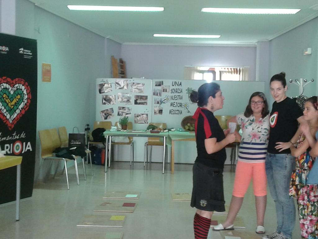 Talleres infantiles con #alimentosdelarioja en #entreviñas <a href="/AldeanuevaEbro/">Aldeanueva de Ebro</a>