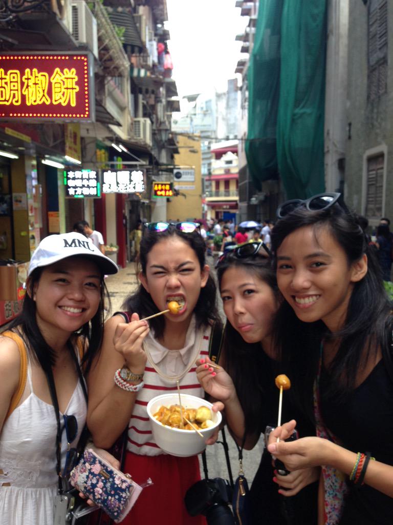 judithsj's tweet photo. Food trip with these touristas 🍡🍢🍲🍔🍖🍦 #OBFun http://t.co/gvdPi3U7VG