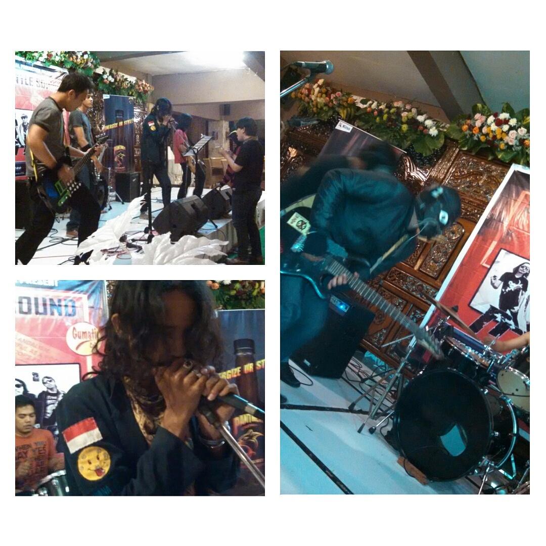 many thanks to <a href="/Freakband/">Freak</a> <a href="/cheCUPUMANIK/">Che Cupumanik</a> @MarcellSiahaans <a href="/gumatipaledang/">Gumati Paledang</a> and all <a href="/BogorGrunge/">GrungeBogor</a> for tonight