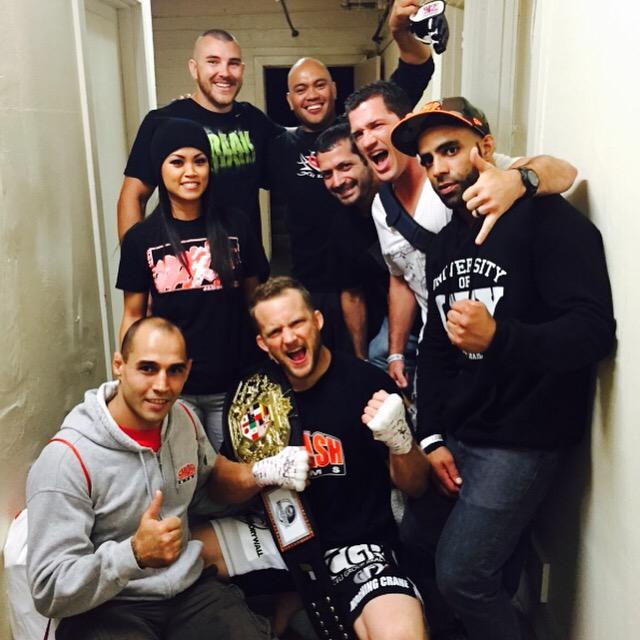 CungLeMMA's tweet photo. The NEW Dragonhouse Welterweight Champion James Terry!! @JamesTerry_USH  @gfygear @selfdefined @smashgyms http://t.co/nIXj67GuqE