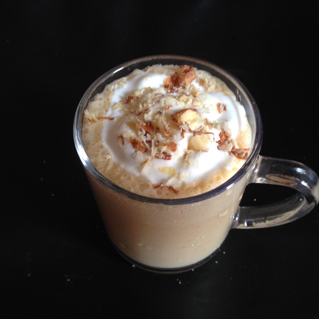 nilascuisine's tweet image. Peanut Butter Jelly Milkshake.  nilascuisine.blogspot.ae/2015/06/peanut…