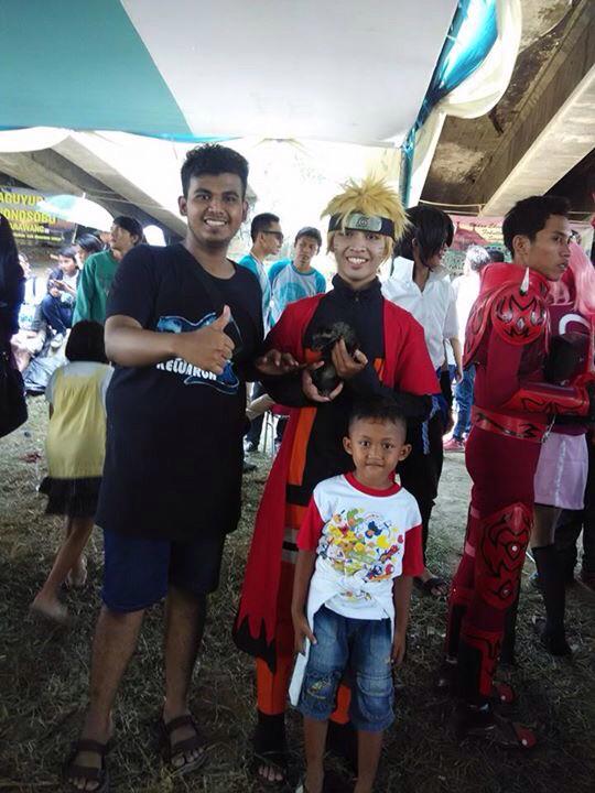 Waw ada sosok anime lagi gendong si imut musan 😆 di acara bersih kota di <a href="/MALAKA_KARAWANG/">MUSANG LOVER'S</a> sukses terus