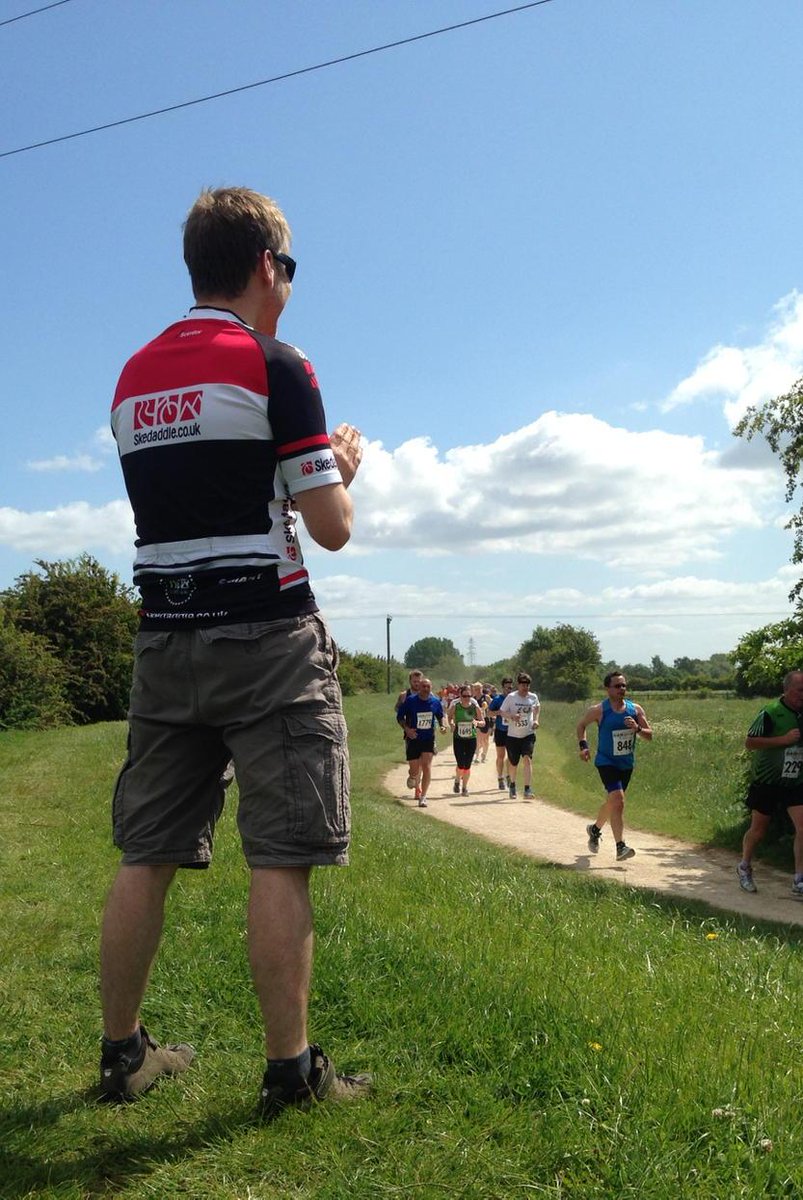 HemstockNick's tweet photo. @SaddleSkedaddle @hfholidays, encouraging Macmillian cancer support runners at the derby Ramathon! #raiesomemoney http://t.co/7xdeDyHbBD