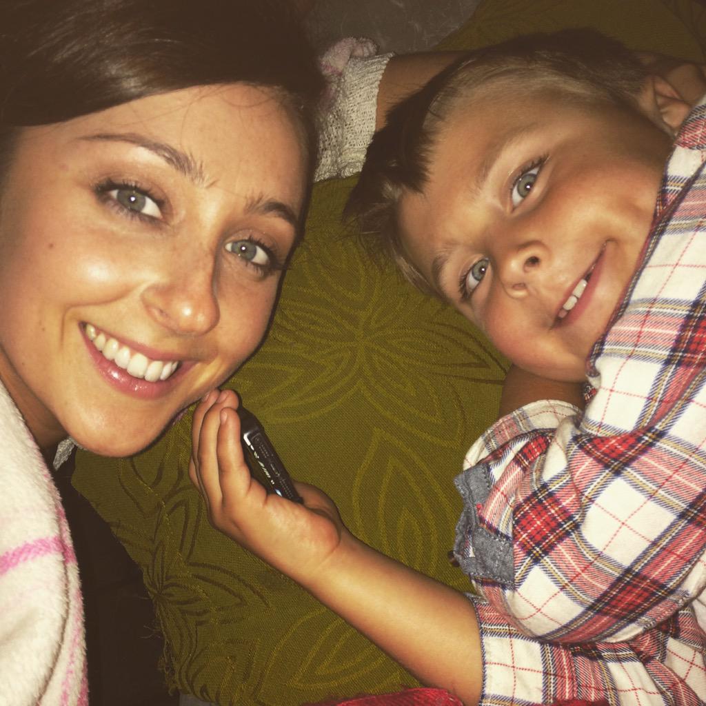 KathrynBreen's tweet photo. Chilled summer evenings with my nephew listening to @edsheeran http://t.co/I05YBWF4sQ
