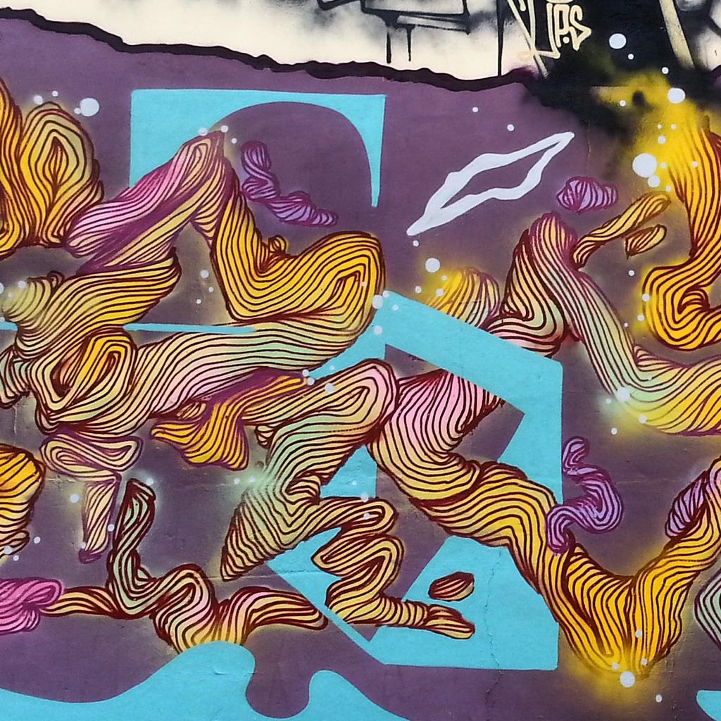 RoshRlove's tweet photo. Abstract Forms 33... #rosh333 #333crew #ez33 #elx #graffiti #graffitiabstract #abstract #streetart  #colorsinmovement http://t.co/PjXEVfsrj3