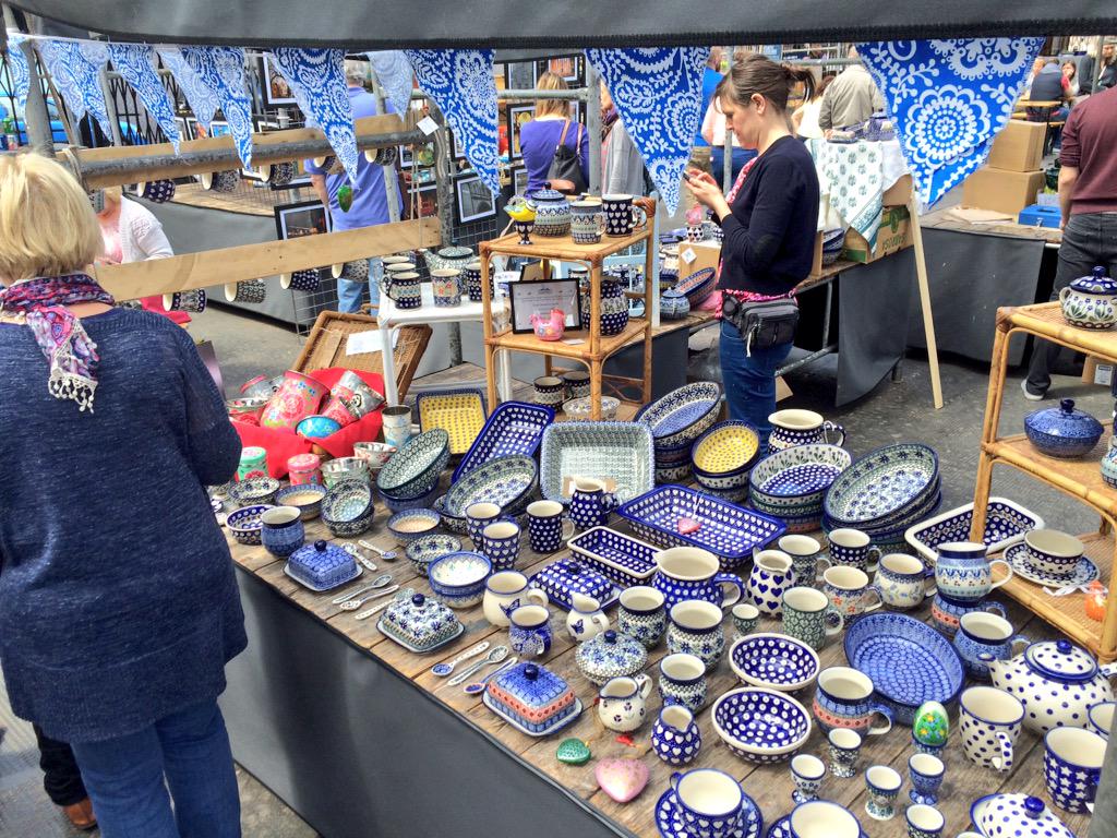 altrinchammkt's tweet image. Get your handmade, artisan polish pottery from @FilipskiKirkus today @altrinchammkt