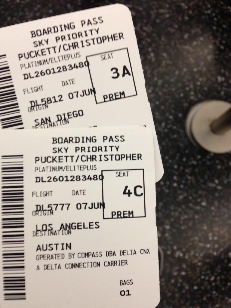 MLGPuckett's tweet photo. Got hit with that #DoubleUpgrade. Thanks @Delta It's going to be a great day. http://t.co/pjp2INv7dh