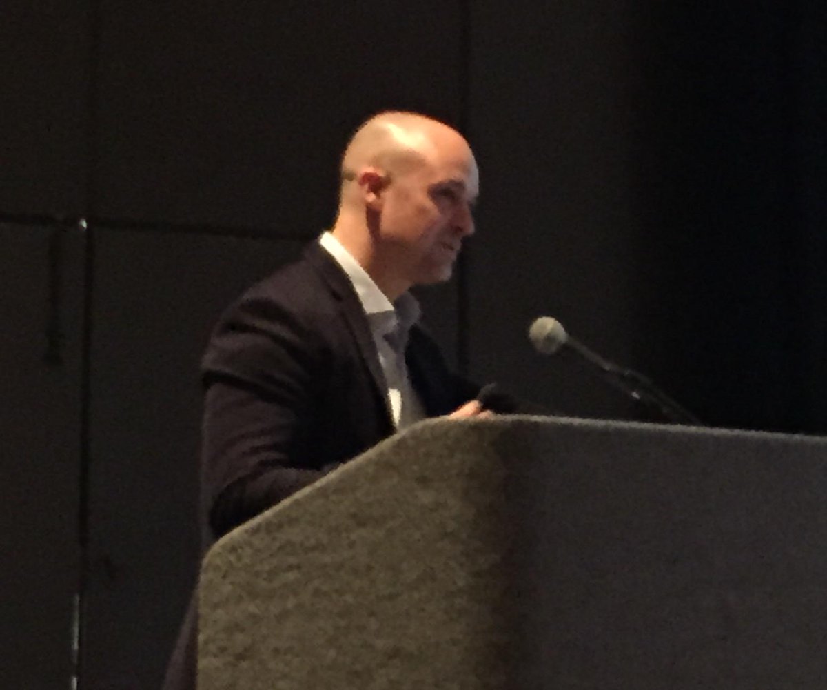 gina_lundberg's tweet photo. Robert Cole speaks on #heart failure & new drugs at ESCAPE @EmoryDeptofMed @emoryheartmid @emoryhealthcare #LCZ696 http://t.co/NsF4XdlFjx