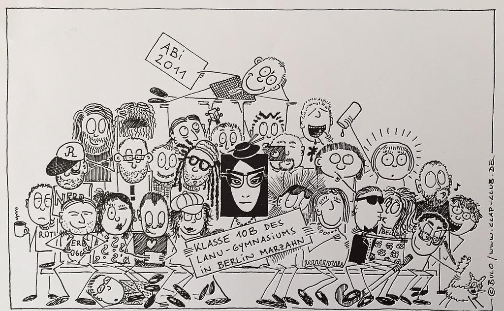 lanu's tweet image. mitschüler gesucht. erkennt sich noch jemand? #memories #abi2011 #früher