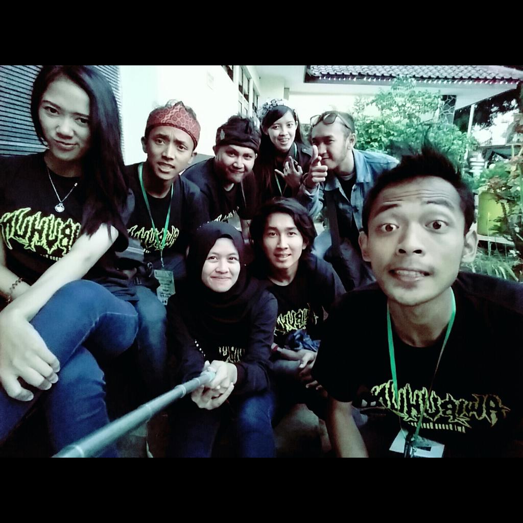 Seperti ini !! #AwiBuhun