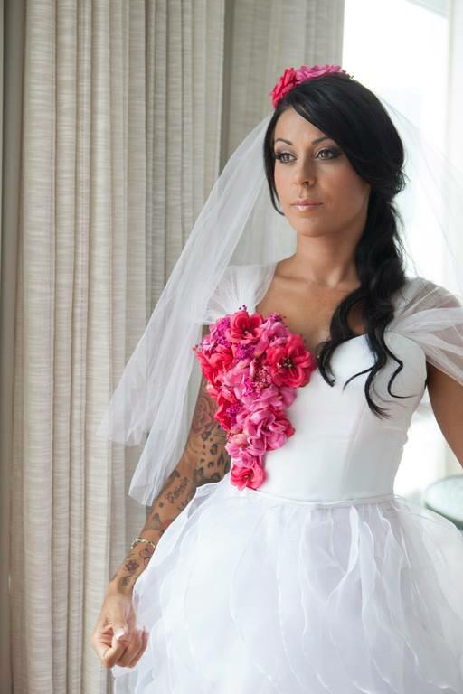 GossipRoomOff's tweet image. Combien de #RT pour le mariage de Thibault &amp;amp; Shanna à Rio qui aura lieu cette semaine sur NRJ12 ? ☀️💕💍🎩👰 #LesAnges7