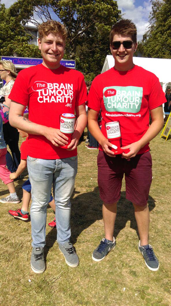 teamtyrouk's tweet photo. Good effort to the lads for raising over £300 for @BrainTumourOrg this weekend at the Beer Fest! #Charity #Cycling http://t.co/U0YiSsY5Ul