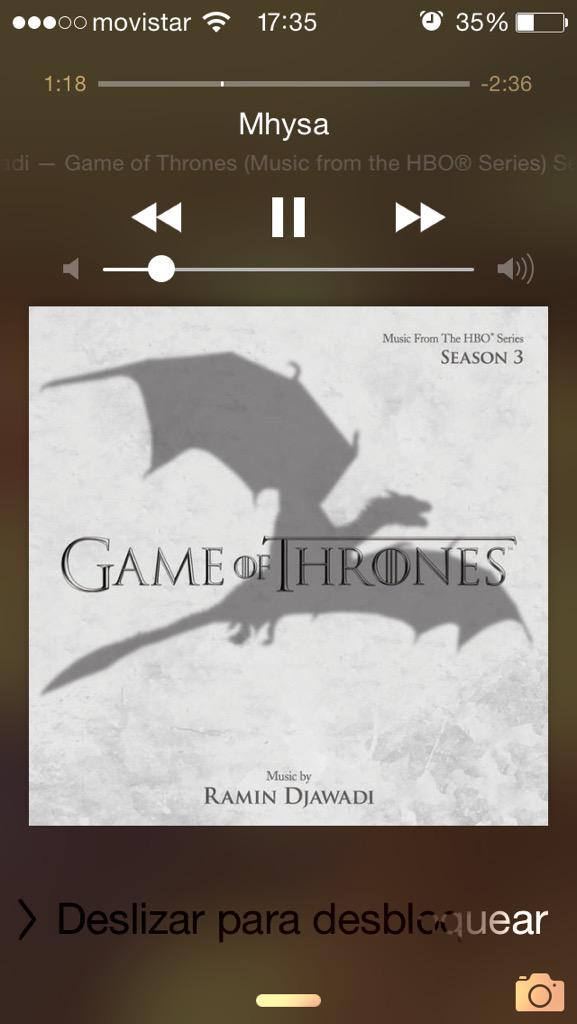 Glorialv's tweet photo. Estudiar con esto es puro amor #GoT #VivePoniente #SoyFriki http://t.co/bAzAv1V9rp