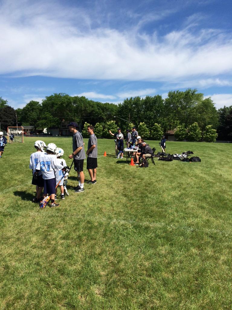 Not sure who wants this game more? Coaches or players. Cavs v Jays. <a href="/JfkEaglesLax/">Kennedy Lacrosse</a> <a href="/jaglax98/">Jefferson Lacrosse</a> #givingback #growthegame