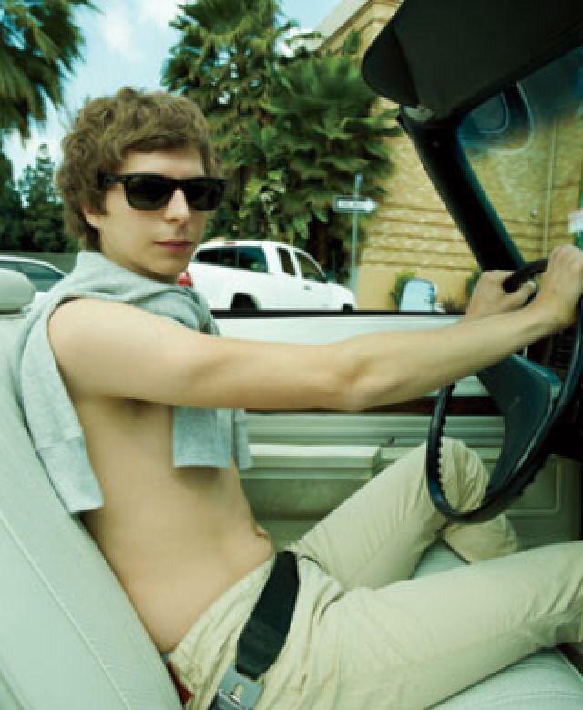 Happy Birthday Michael Cera!!!!      