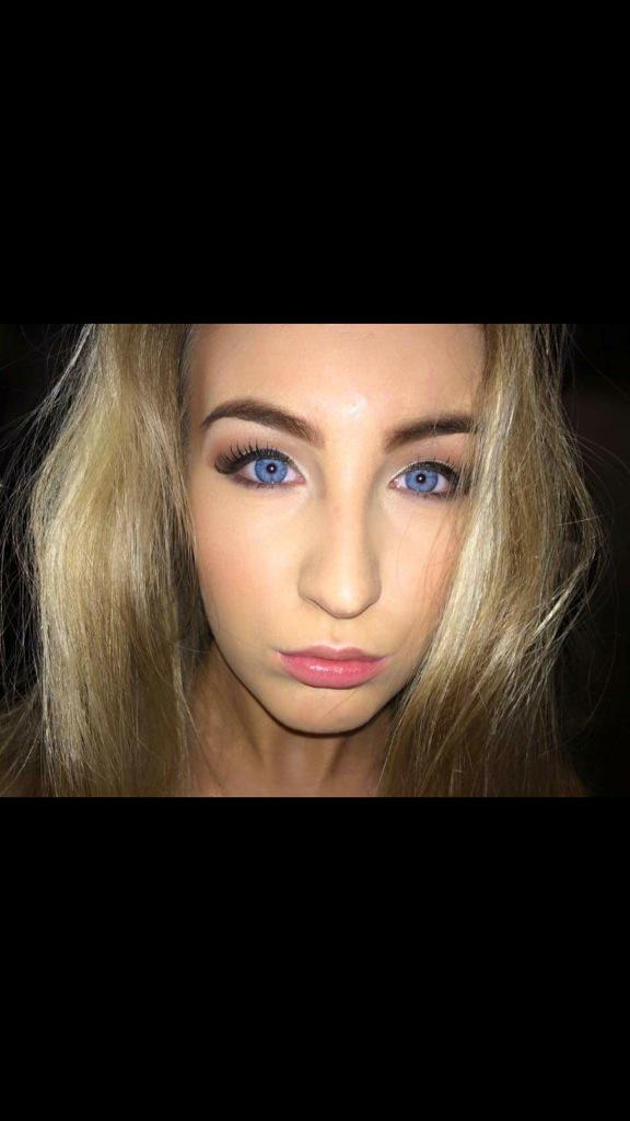 makeup_em's tweet image. We love client #selfies #Bridesmaids #wedding you look gorgeous @gemulhaneyxxx #IdolEyes