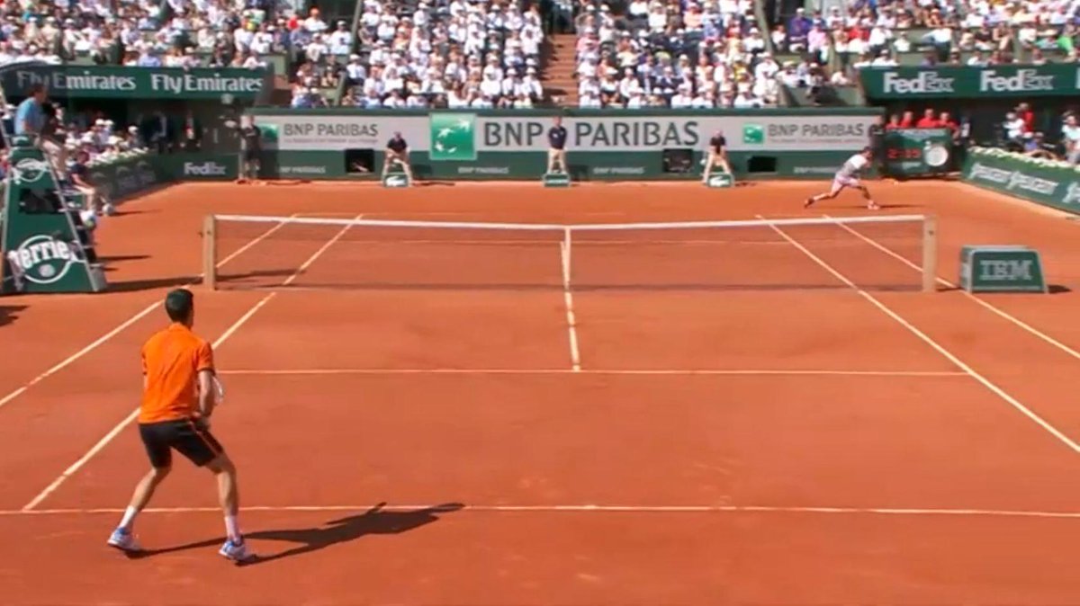 VIDEO! Il rovescio di Wawrinka aggira il paletto... WOW! ► bit.ly/1eWsYMW

#DjokovicWawrinka #EurosportTENNIS