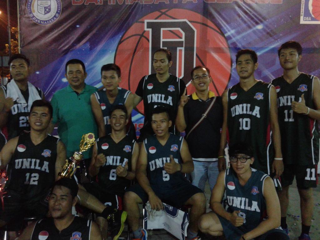 #alhamdulillah juara again Darmajaya League Baksetball 2015 #Champions