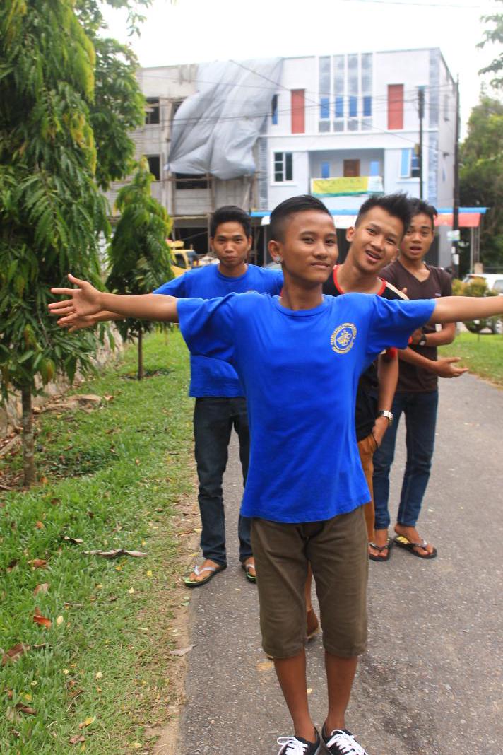 posepose19's tweet image. 