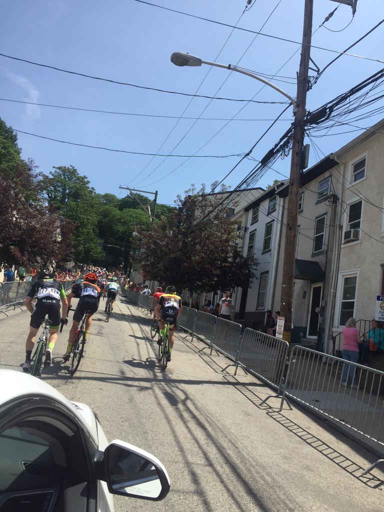 GTB_eck's tweet photo. View from the medical car, loving the action!!!!! #PhillyBikeRace http://t.co/bg0TLzzmSm