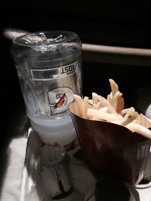 FlynnFlynnph's tweet photo. Happy birthday to my best friend @stuartbebout #ron #stringvideo #teasAtMcd's #larngehiC #ghills #ianKO #SWAY #BF4. http://t.co/0N91GnouMR