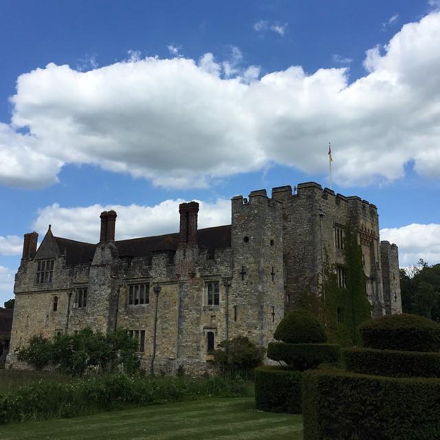 Hever Castle. Queen Anne Boleyn's home. Traveling thru history @HeverCastleLtd #BritishRoy… ift.tt/1eWD54B