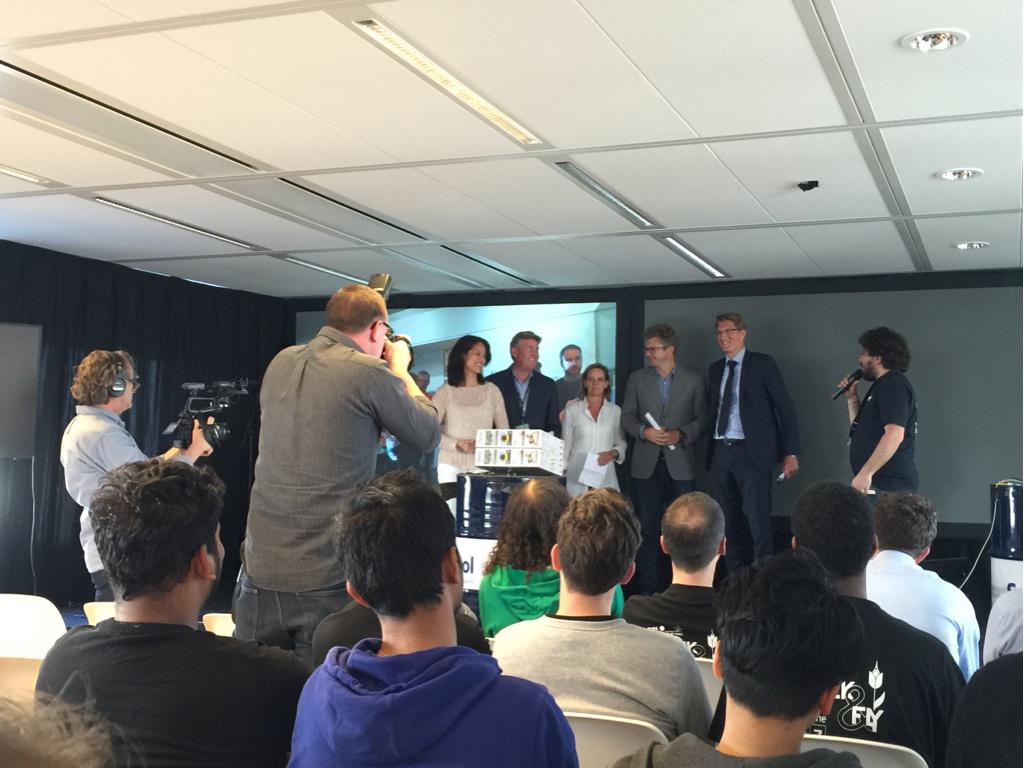 iMicknl's tweet image. Helaas niet in de finale, maar erg leuk weekend gehad bij #HackandFly! Goed geregeld en erg toffe locatie. ✈️