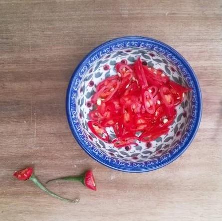 okra_eatplants's tweet image. Check out the beautiful hand-painted bowls from @FilipskiKirkus we can&apos;t get enough of them!