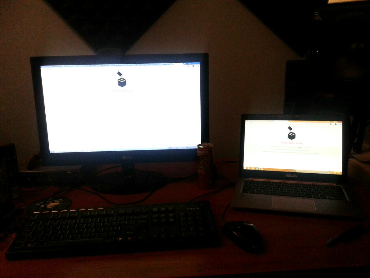 Çift tabanca hazırız ve bekliyoruz! ;) <a href="/TRninOYLARI/">Türkiye'nin Oyları</a> #SandigaSahipCik