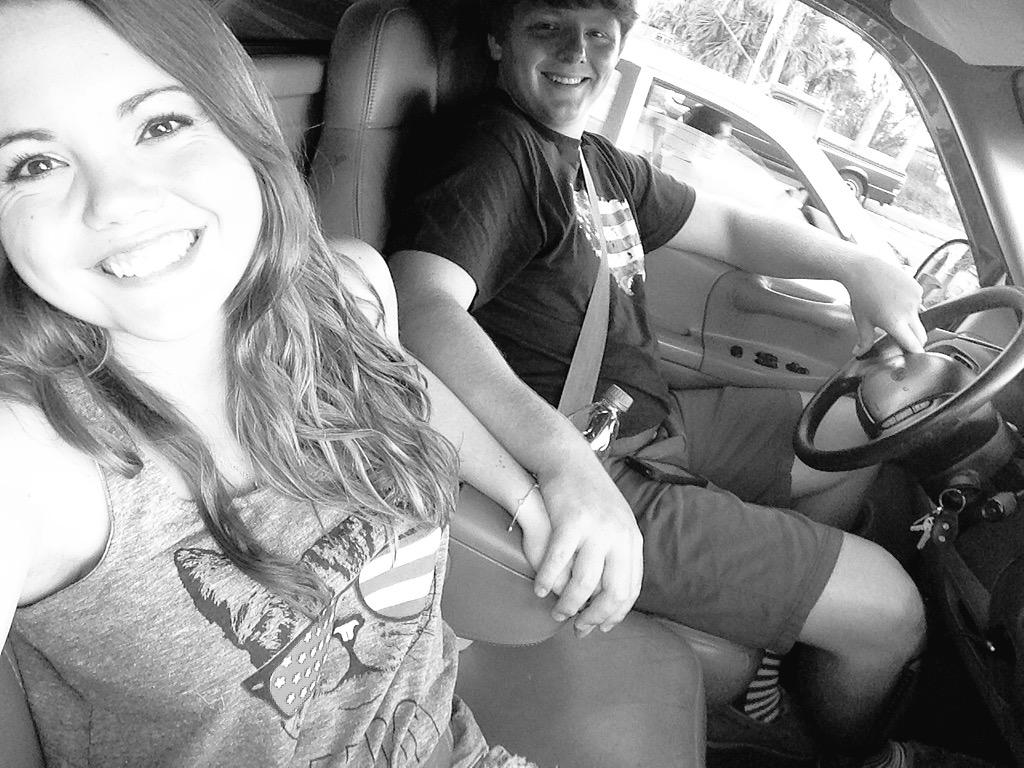 tayyhavens's tweet photo. Super duper random pictures from last summer that make me extremely excited for a fun summer with you 💓 http://t.co/Ok42VAIgBU