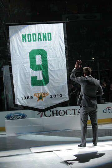 Happy Birthday Mike Modano!       