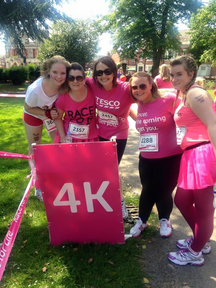 Rushden6317's tweet image. Race For Life - Rushden's Team ! #teamtesco
