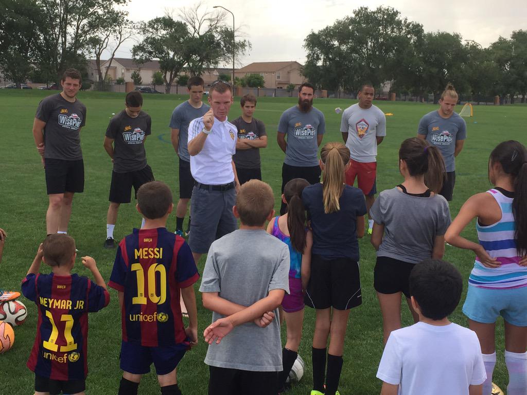 abqsolfc's tweet photo. We had an awesome time today at the @MetroPCS soccer clinic! http://t.co/J4G6pV9USK