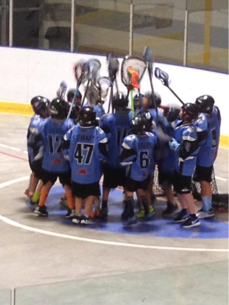 AshG349's tweet photo. The Novice 1 Blue Knights gettin jacked for their tourny game!!! #Lax #Lacrosse http://t.co/b9WwEiphbZ