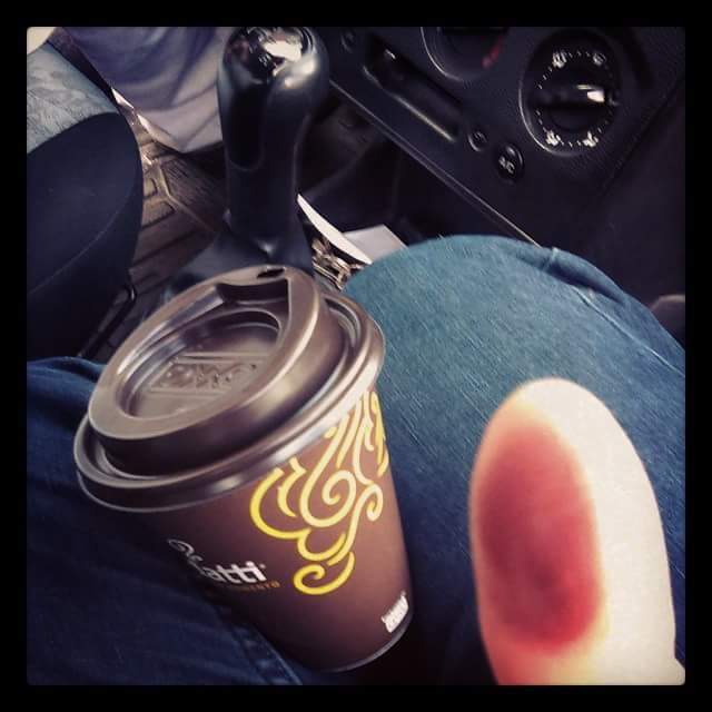 VargasUpps's tweet photo. vote #PAN #JuanRodolfo  #TeLoAseguro y pasé por mi café jajaja. Es responsabilidad de todos recuperar #Toluca http://t.co/R8RLF0QjJD