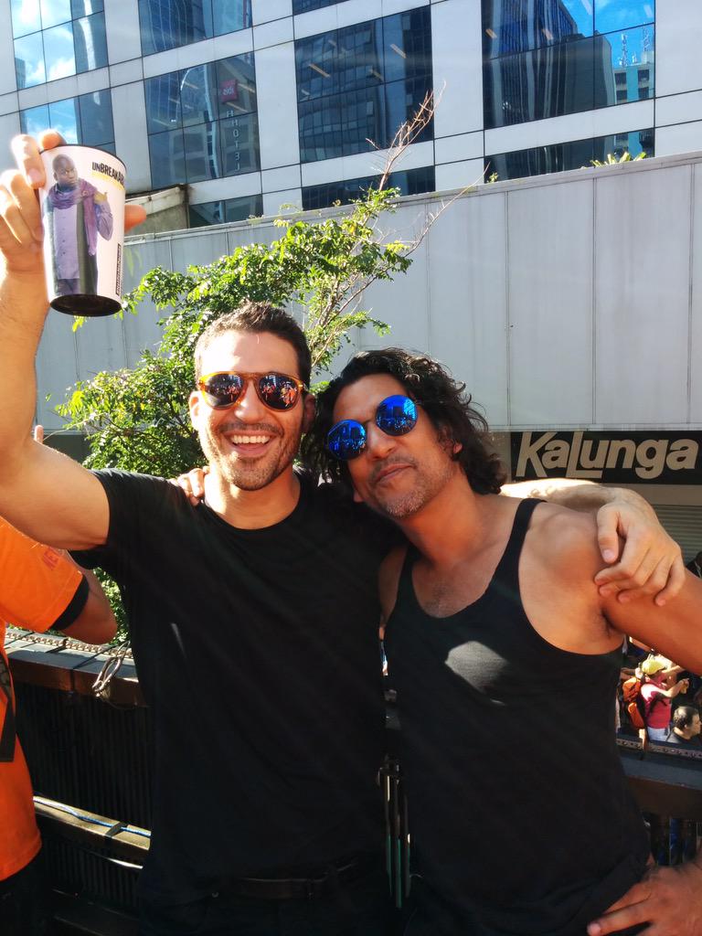sense8's tweet photo. A couple familiar faces hanging with @NetflixBrasil for #NetflixNaParada #Sense8 http://t.co/6b0II94LZx